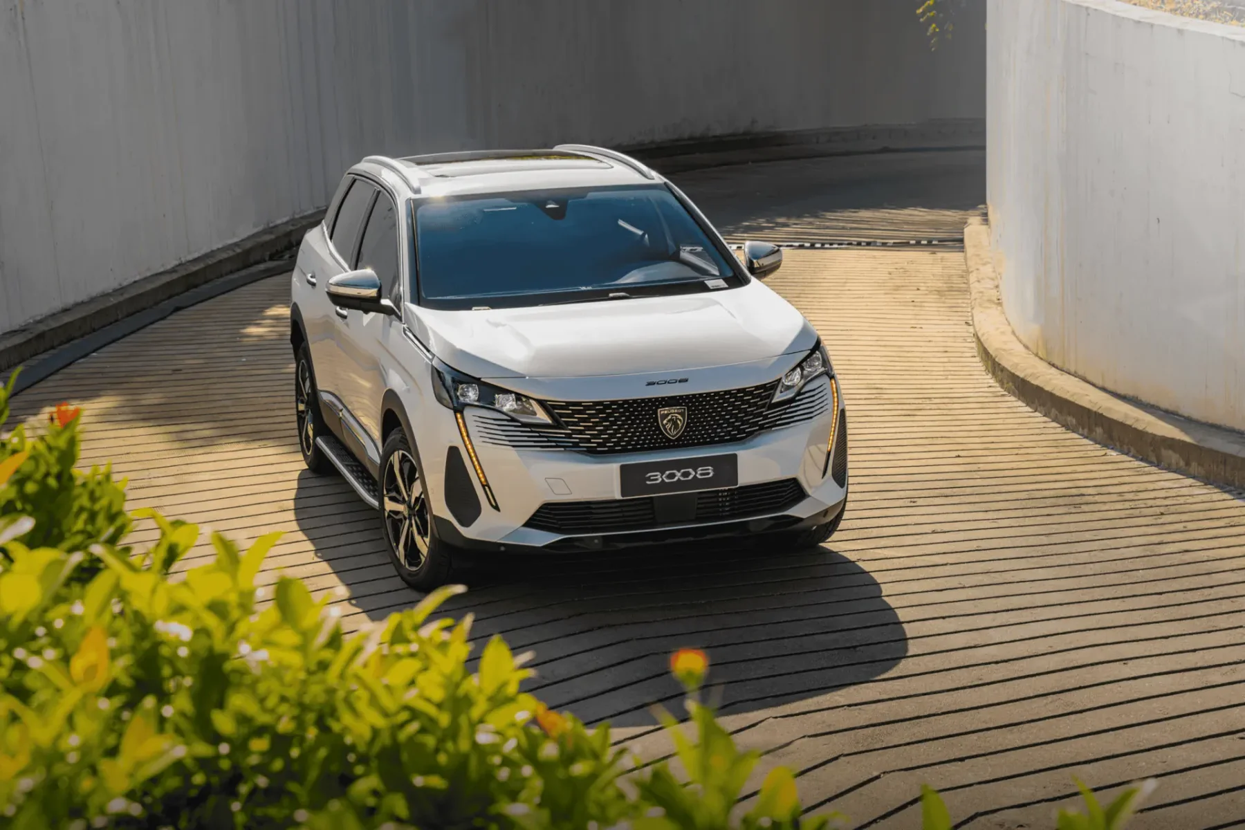 New Peugeot 3008 & New Peugeot 5008 phiên bản nâng cấp: Tiếp nối hành trình 215 năm di sản thương hiệu Pháp