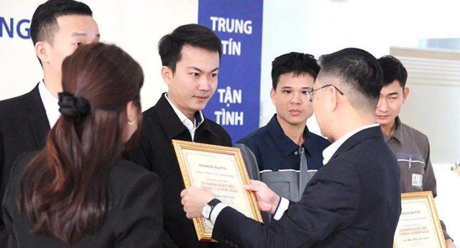 Lễ Chào cờ tháng 01/2025: THACO AUTO Quảng Nam triển khai các hoạt động phục vụ khách hàng trước Tết Nguyên đán