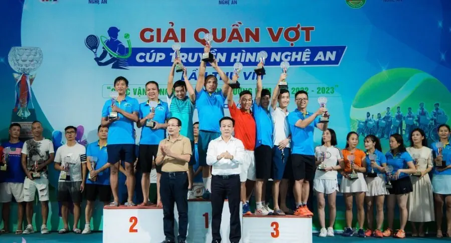 THACO AUTO Nghệ An tài trợ sự kiện “Giải quần vợt cúp truyền hình Nghệ An lần thứ VIII năm 2022 – Tiếp sức đến trường”