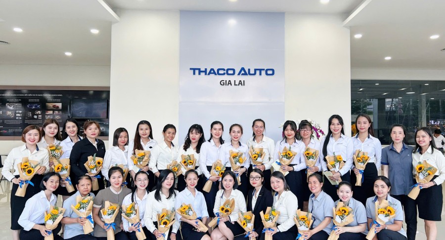 Nữ CBNV THACO AUTO Kon Tum rạng rỡ trong Ngày Phụ nữ Việt Nam 20/10