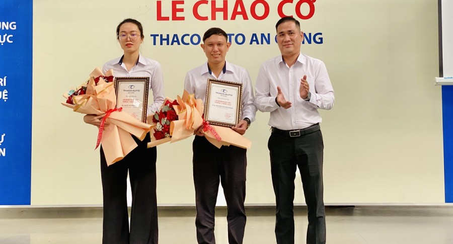 THACO AUTO An Giang tổ chức Lễ chào cờ định kỳ tháng 8