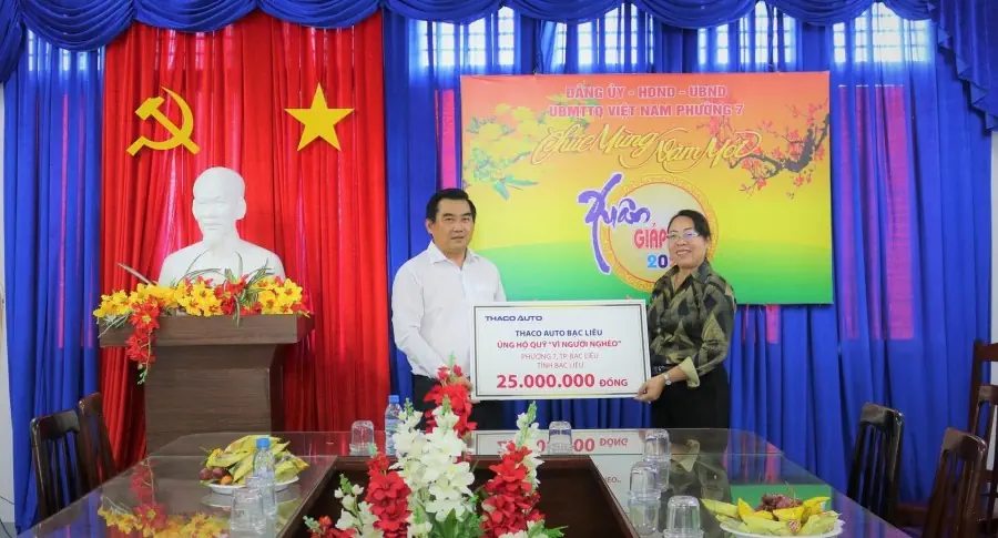 THACO AUTO Bạc Liêu sẻ chia với người có hoàn cảnh khó khăn tại địa phương nhân dịp Tết Nguyên đán 2024