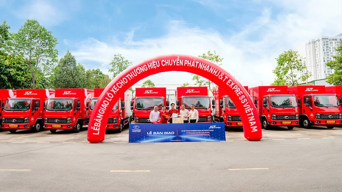 THACO AUTO BÀN GIAO LÔ 315 XE TẢI CHO THƯƠNG HIỆU CHUYỂN PHÁT NHANH J&T EXPRESS VIỆT NAM