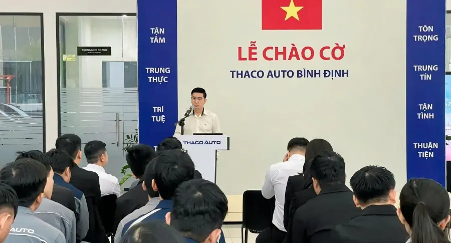 THACO AUTO Bình Định tổ chức lễ chào cờ tháng 3/2025 – Tập trung thực hiện chỉ tiêu Quý I.