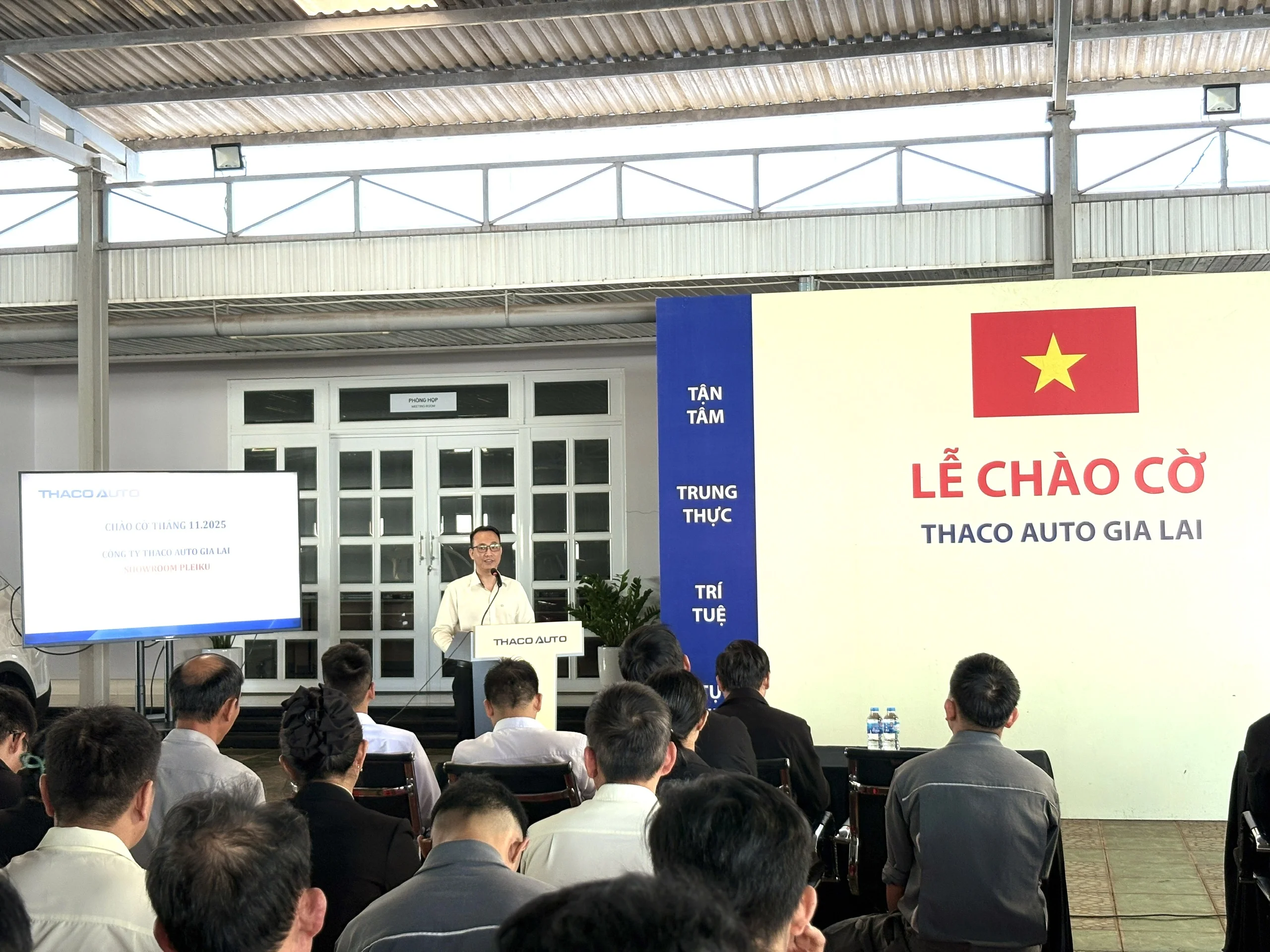 Tin tức