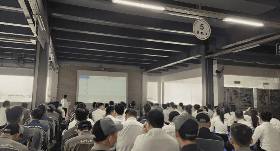 Chào cờ tháng 12/2024: THACO AUTO BÌNH PHƯỚC tổ chức lễ chào cờ định kỳ hàng tháng