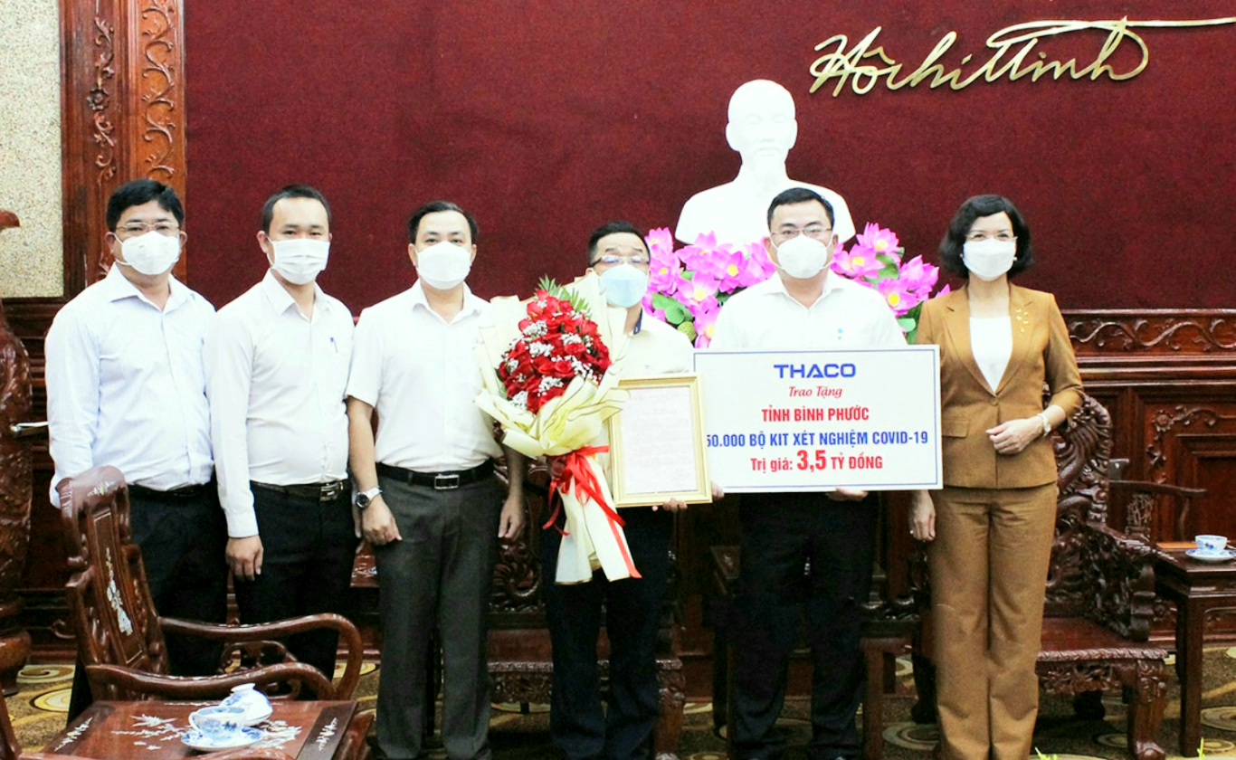 THACO Trường Hải hỗ trợ Bình Phước 50.000 kit test nhanh