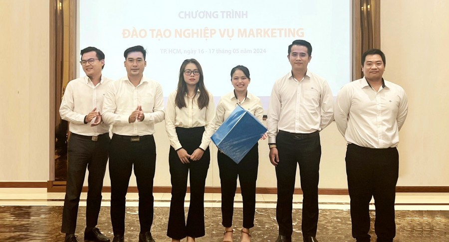 THACO AUTO Bình Phước nâng cao kỹ năng sáng tạo nội dung cho nhân sự phụ trách Marketing