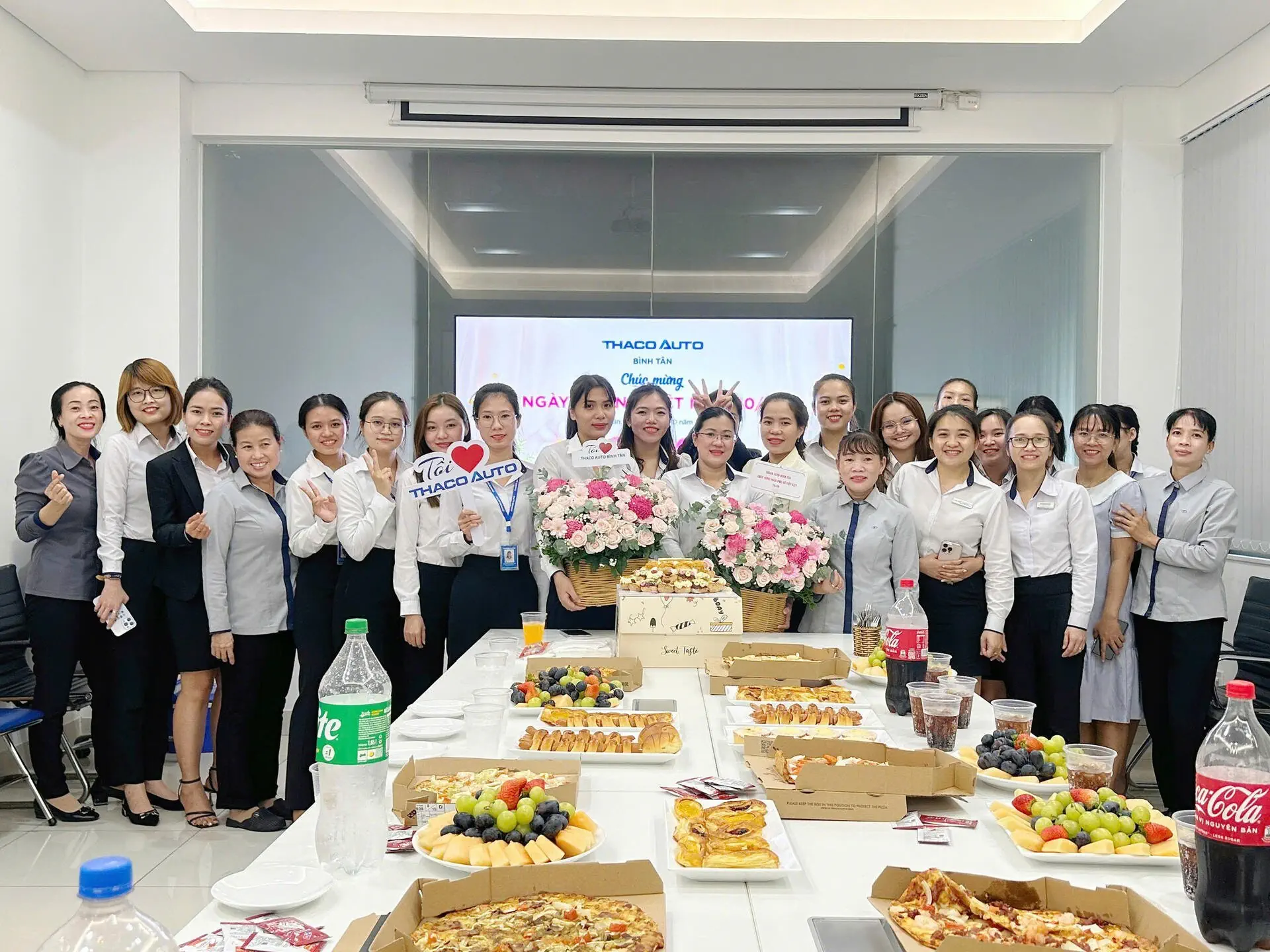 Nữ CBNV THACO AUTO Bình Tân rạng rỡ trong Ngày Phụ nữ Việt Nam 20/10