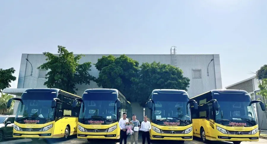 Bàn giao lô 04 xe Mobihome TB24B cho nhà xe Tân Kim Chi