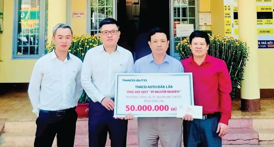 THACO AUTO Đắk Lắk tài trợ "Quỹ vì người nghèo" năm 2024