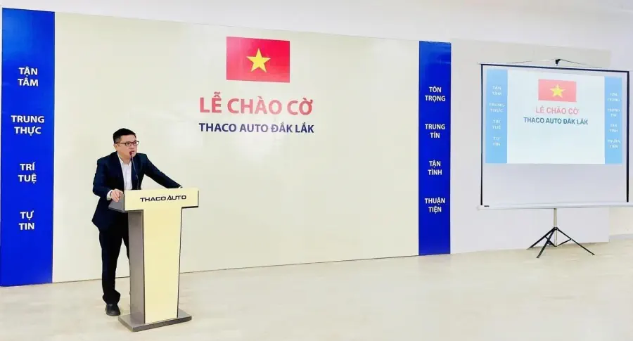 Lễ chào cờ tháng 12 - THACO AUTO Đắk Lắk quyết tâm hoàn thành mục tiêu cuối năm 2024