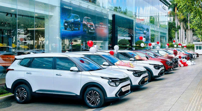 Rộn ràng giao xe Kia tại THACO AUTO Đắk Lắk trong không khí ưu đãi thuế trước bạ