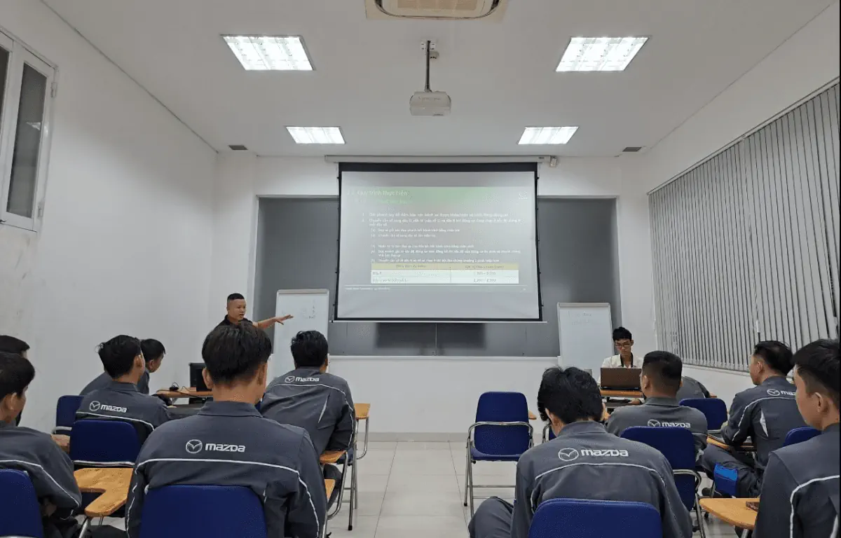THACO AUTO Gò Vấp nâng cao tay nghề cho đội ngũ kỹ thuật với khóa đào tạo chứng chỉ thương hiệu Mazda Master - Level 2