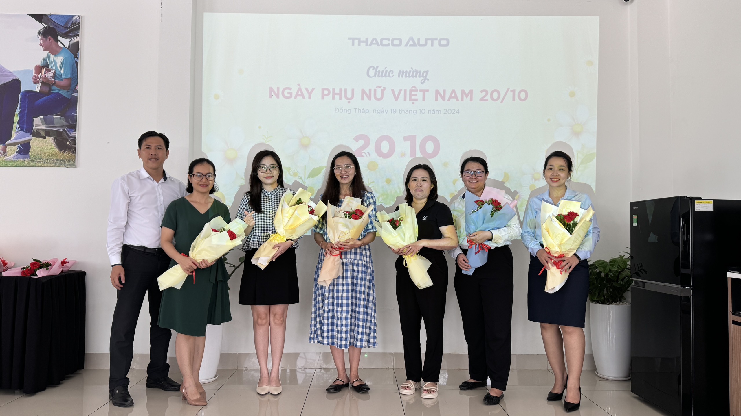 Nữ CBNV THACO AUTO Đồng Tháp rạng rỡ trong Ngày Phụ nữ Việt Nam 20/10