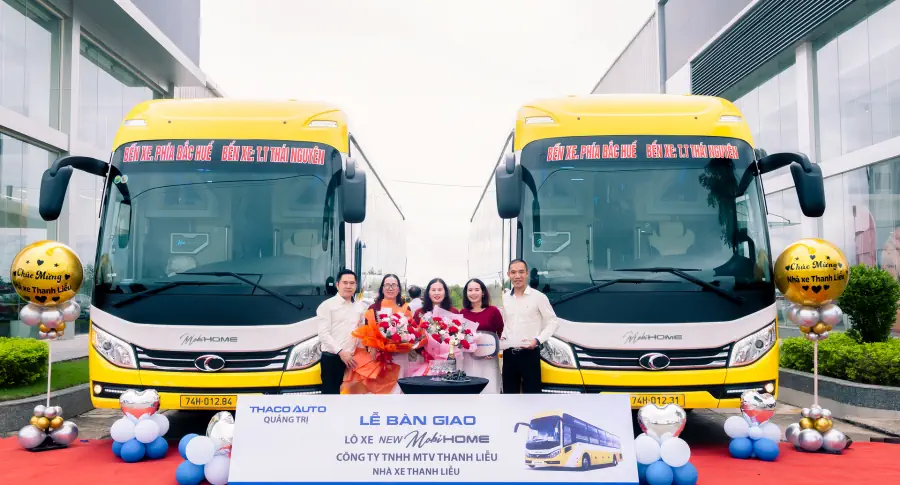 THACO AUTO Huế  bàn giao 2 xe Bus New Mobihome cho Nhà xe Thanh Liễu