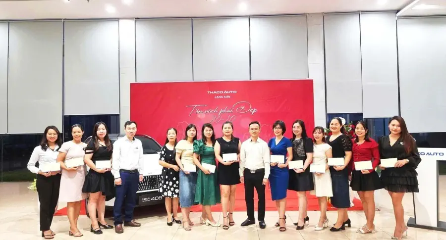 THACO AUTO Lạng Sơn rộn ràng tổ chức chương trình Chúc mừng Phụ nữ Việt Nam 20/10