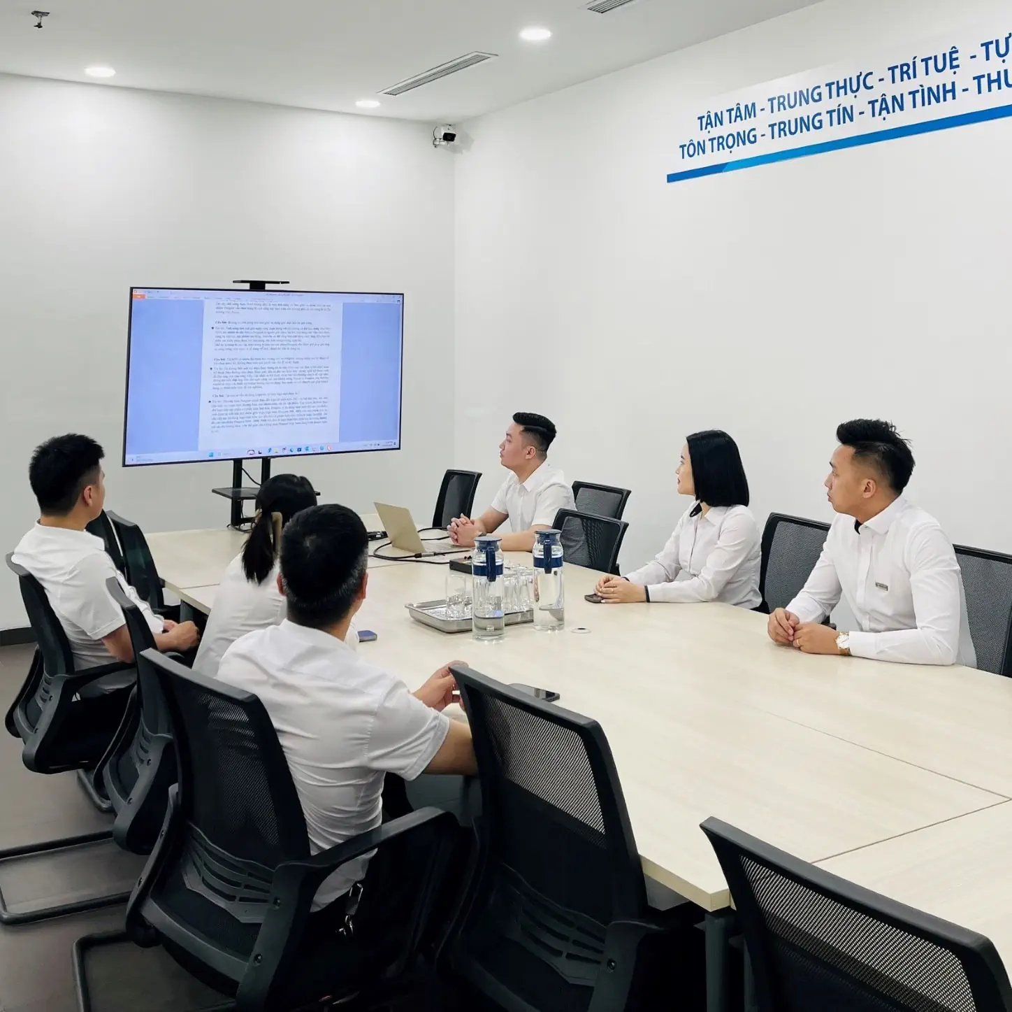 THACO AUTO NGUYỄN VĂN CỪ CHÚ TRỌNG ĐÀO TẠO NHÂN SỰ