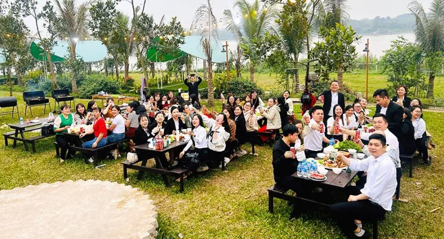 THACO AUTO Long Biên - Hà Nội tổ chức Chương trình muôn sắc hoa xinh- lần thứ 17 năm 2024