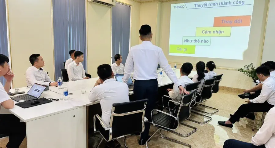 THACO AUTO Phú Thọ tổ chức đào tạo kỹ năng thuyết trình & giao tiếp với khách hàng