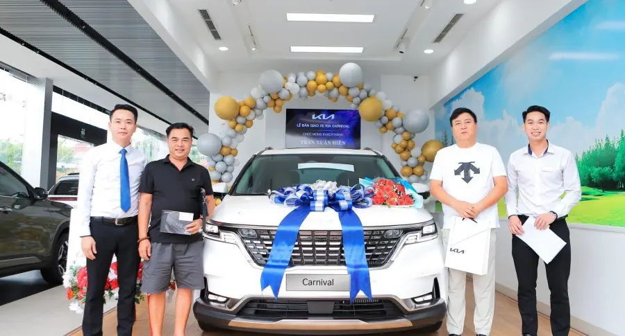 THACO AUTO Quảng Bình liên tục bàn giao xe mới sau ưu đãi giảm 50% lệ phí trước bạ