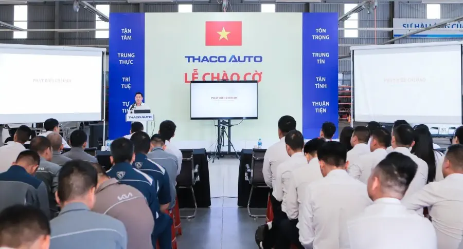 LỄ CHÀO CỜ THÁNG 9 TẠI THACO AUTO QUẢNG TRỊ