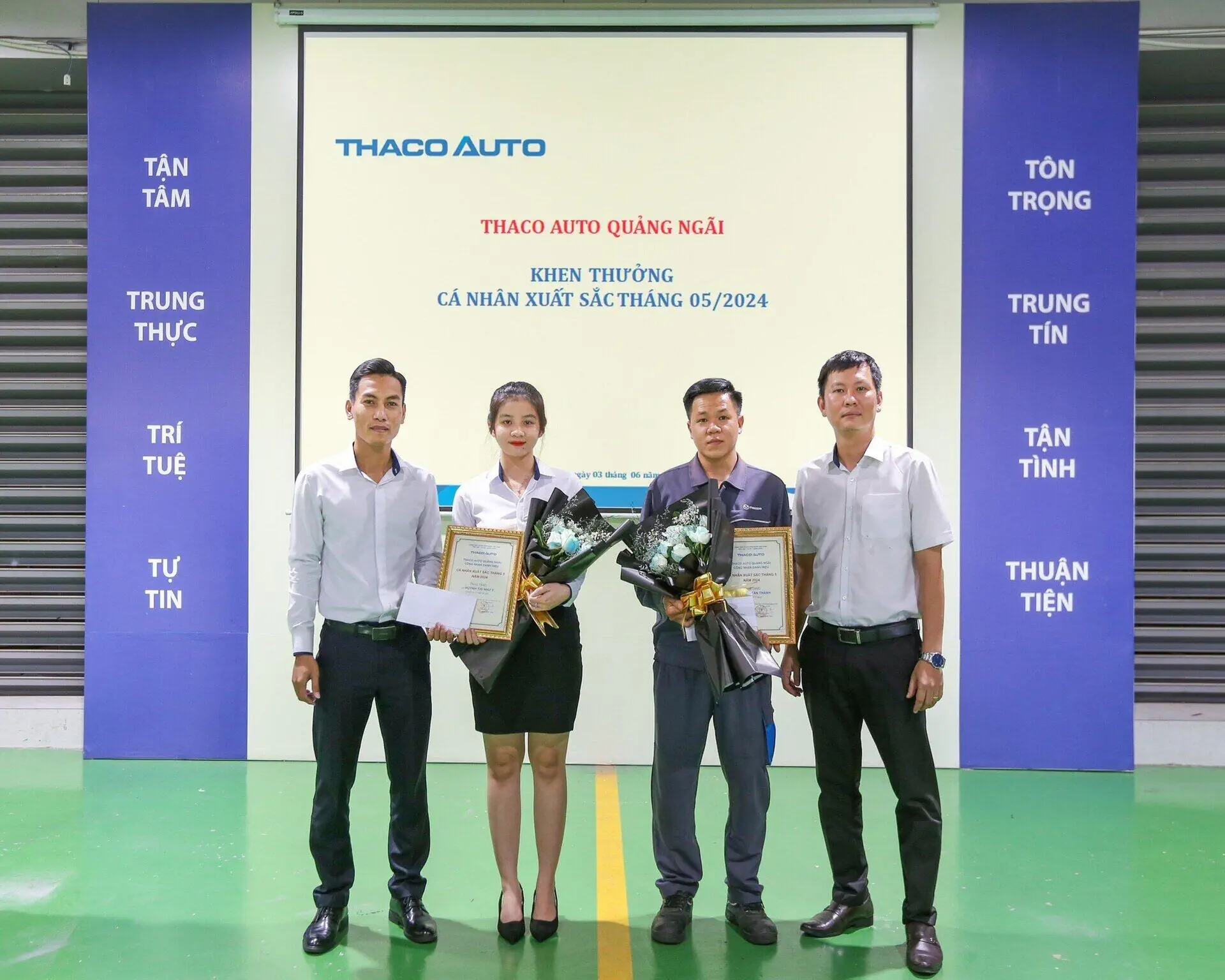 Lễ chào cờ tháng 6: THACO AUTO Quảng Ngãi vinh danh cá nhân có thành tích xuất sắc