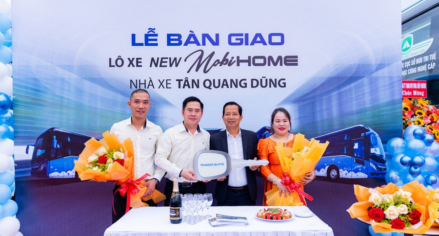 Bàn giao lô 06 xe Bus New Mobihome phục vụ vận tải hành khách tuyến Quảng Trị - Đà Lạt - HCM