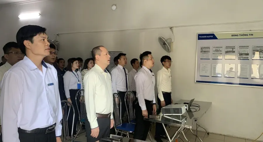 CHƯƠNG TRÌNH LỄ CHÀO CỜ THÁNG 11 TẠI THACO AUTO SƠN LA