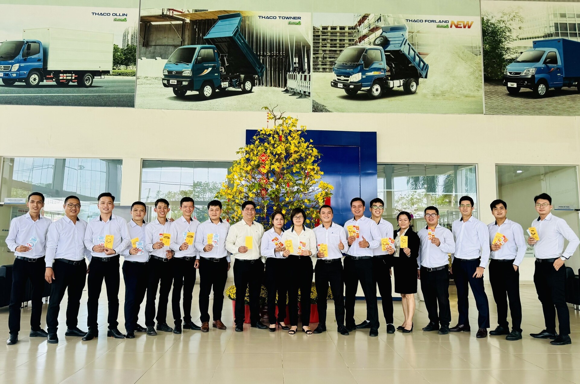 CBNV THACO AUTO Tây Nam - HCM phấn khởi trở lại làm việc sau Tết Nguyên đán 2024