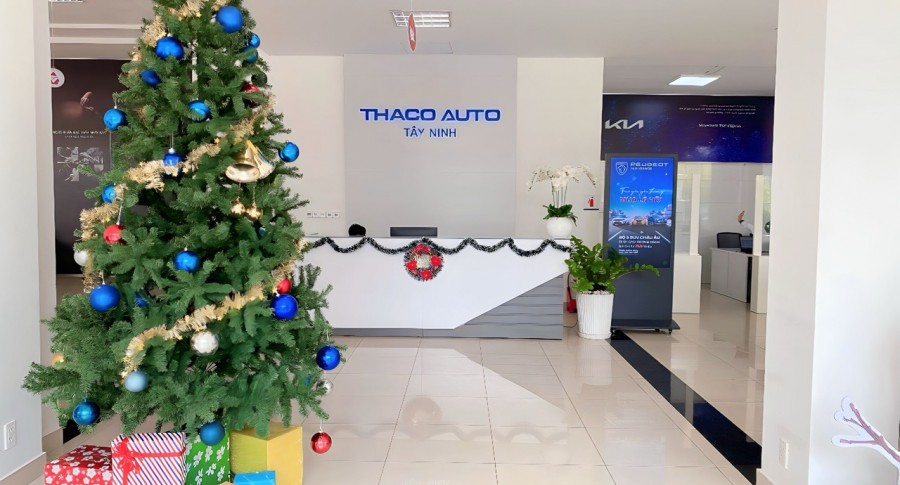 THACO AUTO Tây Ninh “khoác áo mới” chào đón Giáng sinh 2023