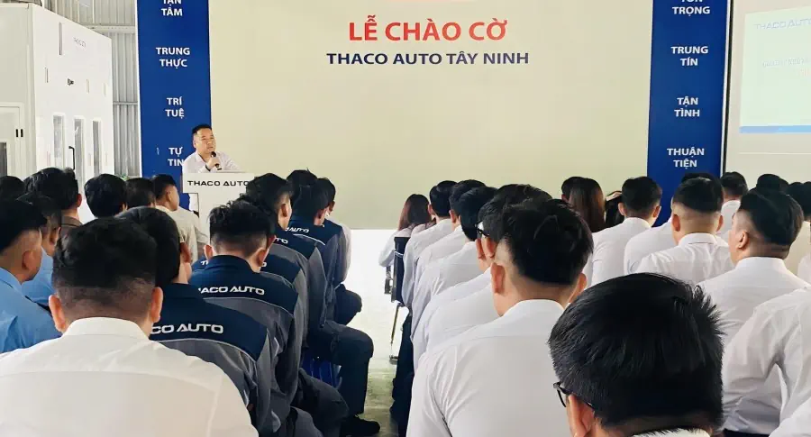 Lễ chào cờ đầu năm mới 2024 đầy cảm xúc tại THACO AUTO Tây Ninh
