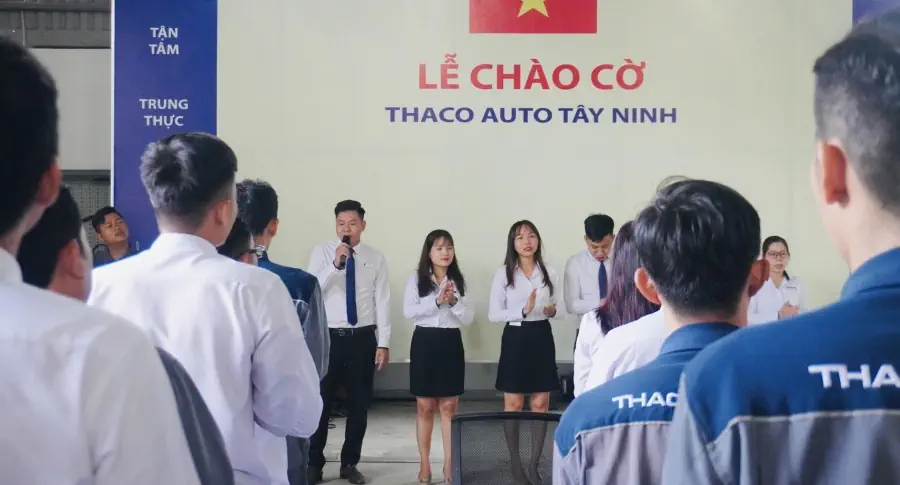 Lễ chào cờ tháng 5: THACO AUTO TÂY NINH vinh danh cá nhân có thành tích xuất sắc