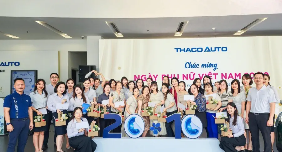 THACO AUTO BẮC NINH RỘN RÀNG TỔ CHỨC CHƯƠNG TRÌNH CHÚC MỪNG PHỤ NỮ VIỆT NAM 20/10
