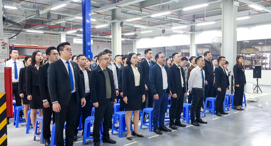 CHÀO CỜ THÁNG 3/2025: THACO AUTO BẮC NINH KHỞI ĐẦU THÁNG MỚI VỚI QUYẾT TÂM CAO