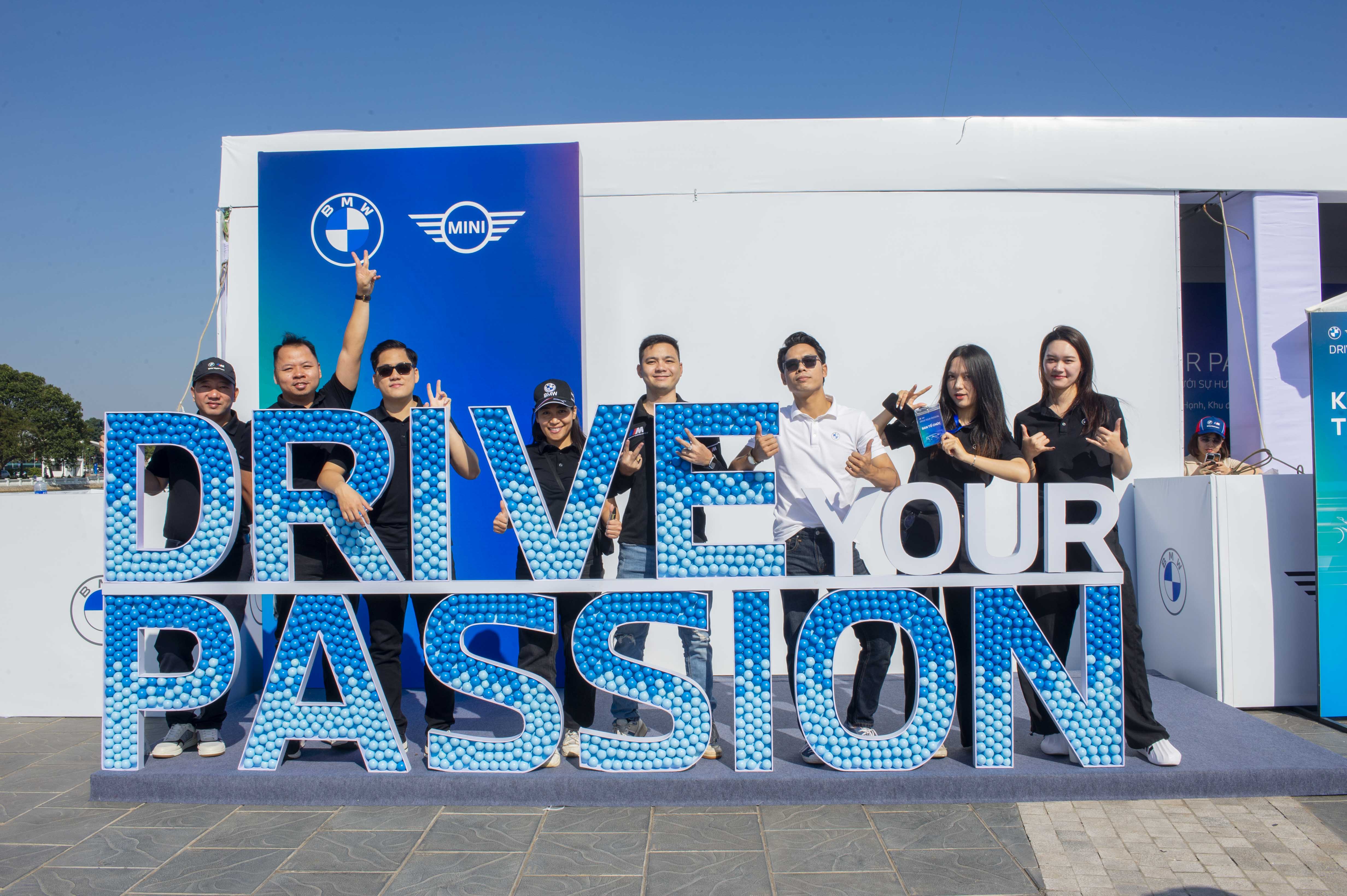 Drive Your Passion: Cuối tuần bùng nổ cùng BMW Hà Nội tại Công viên Long Biên