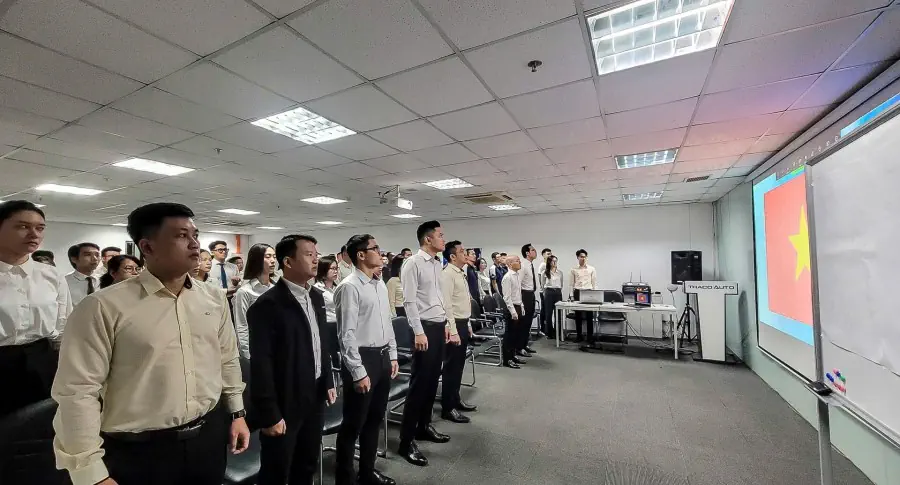 THACO AUTO BMW HÀ NỘI TỔ CHỨC LỄ CHÀO CỜ THÁNG 10/2024.