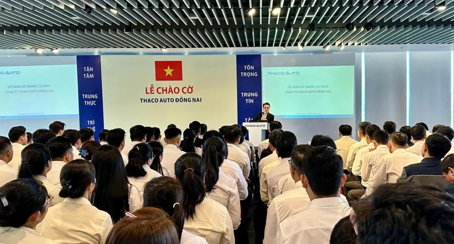 LỄ CHÀO CỜ THÁNG 11/2024: Bứt tốc hoàn thành tốt các chỉ tiêu, nhiệm vụ của năm