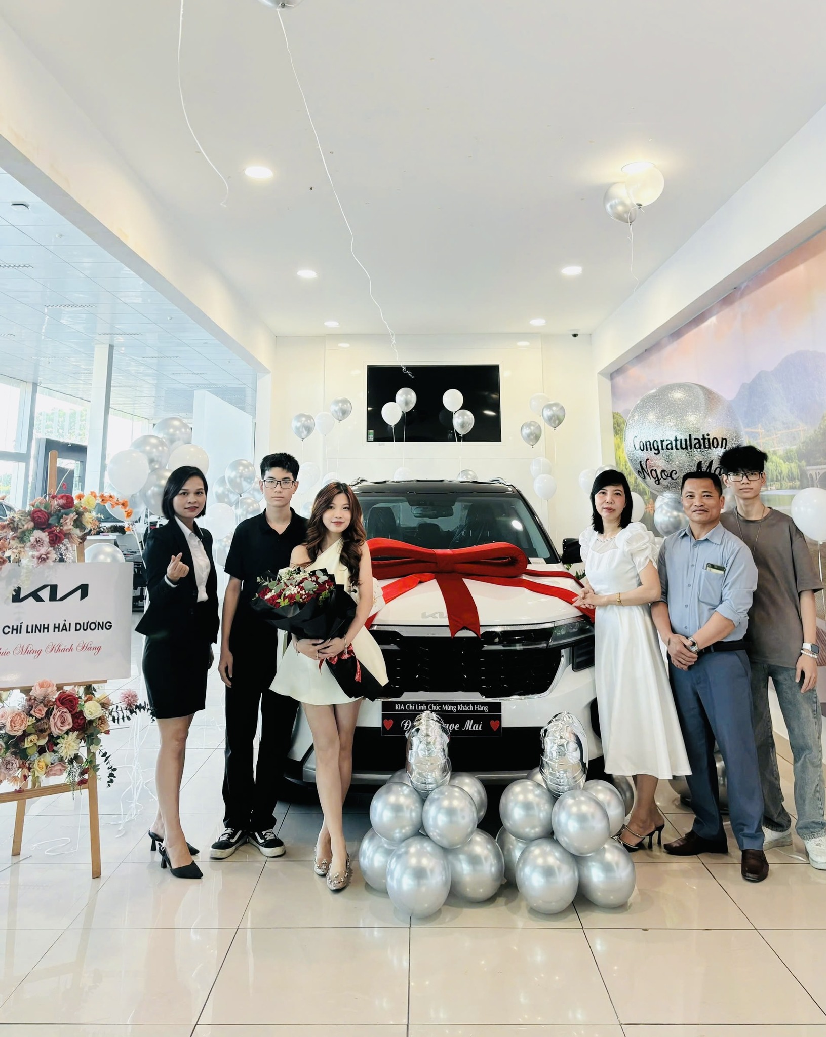 RỘN RÀNG KHÔNG KHÍ BÀN GIAO XE TẠI THACO AUTO HẢI DƯƠNG