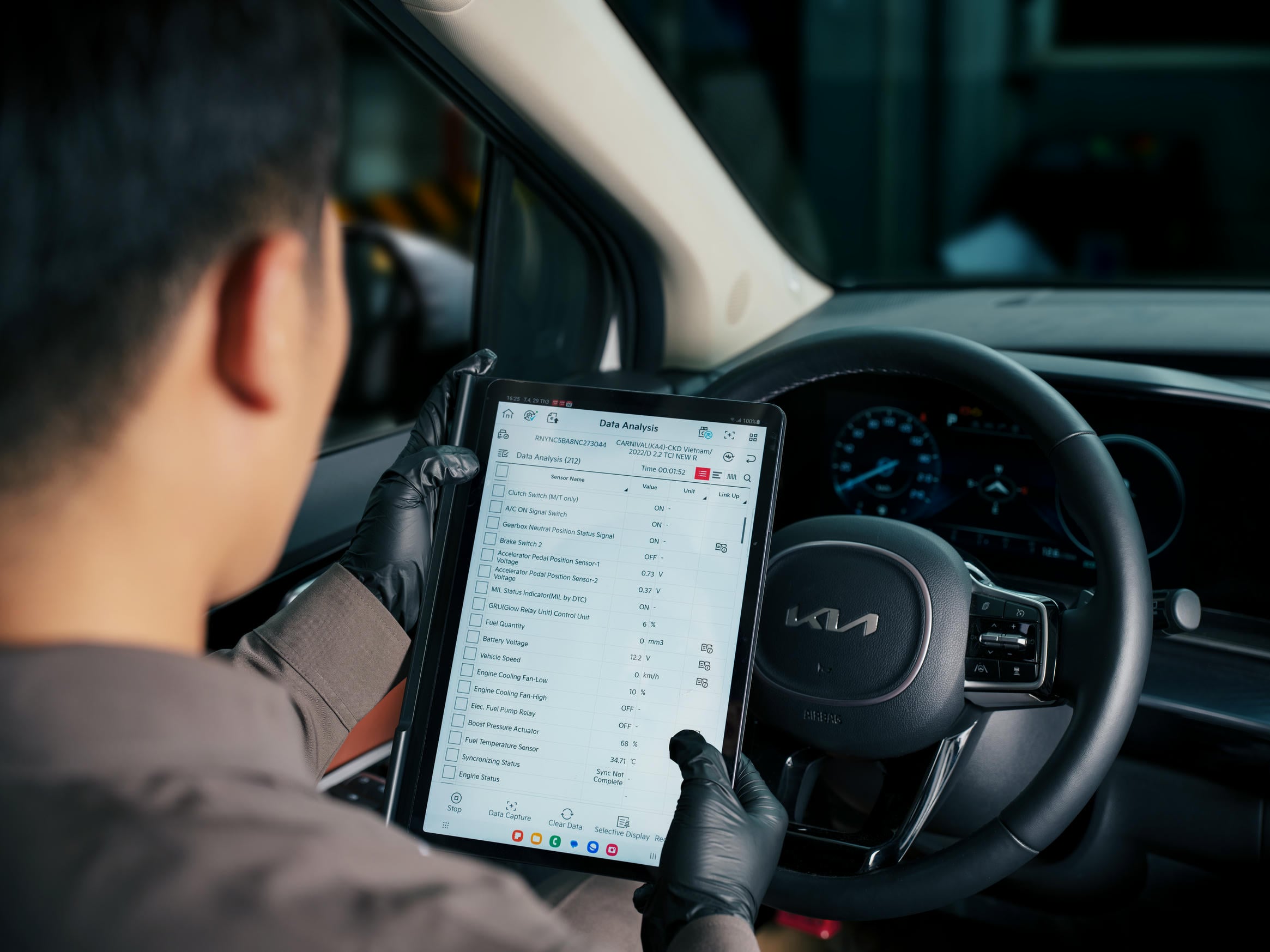 4.THACO AUTO ứng dụng công nghệ trong công tác kỹ thuật, nâng cao chất lượng dịch vụ