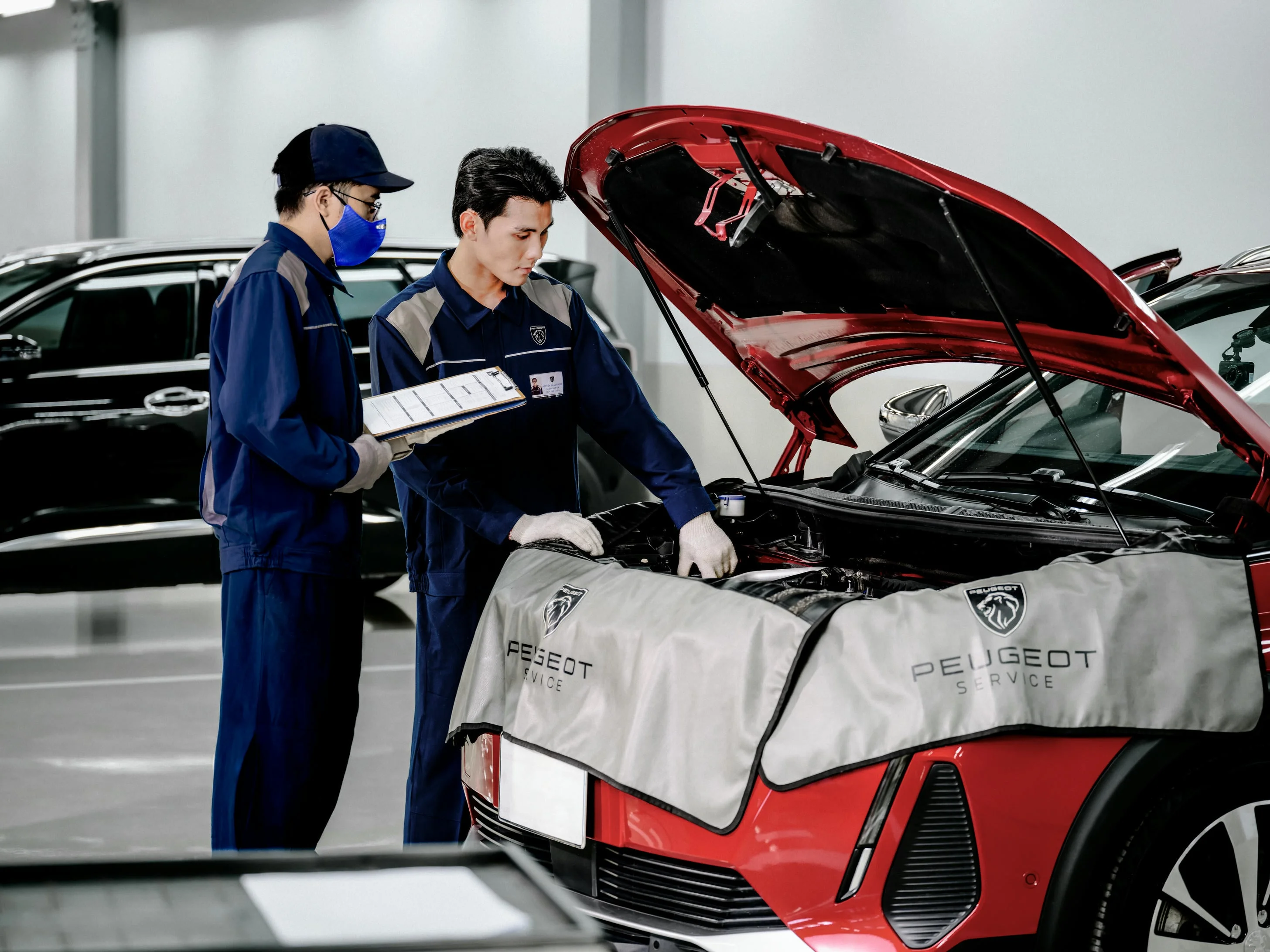 3.Chính sách hậu mãi cùng hệ thống xưởng dịch vụ chính hãng toàn diện.webp