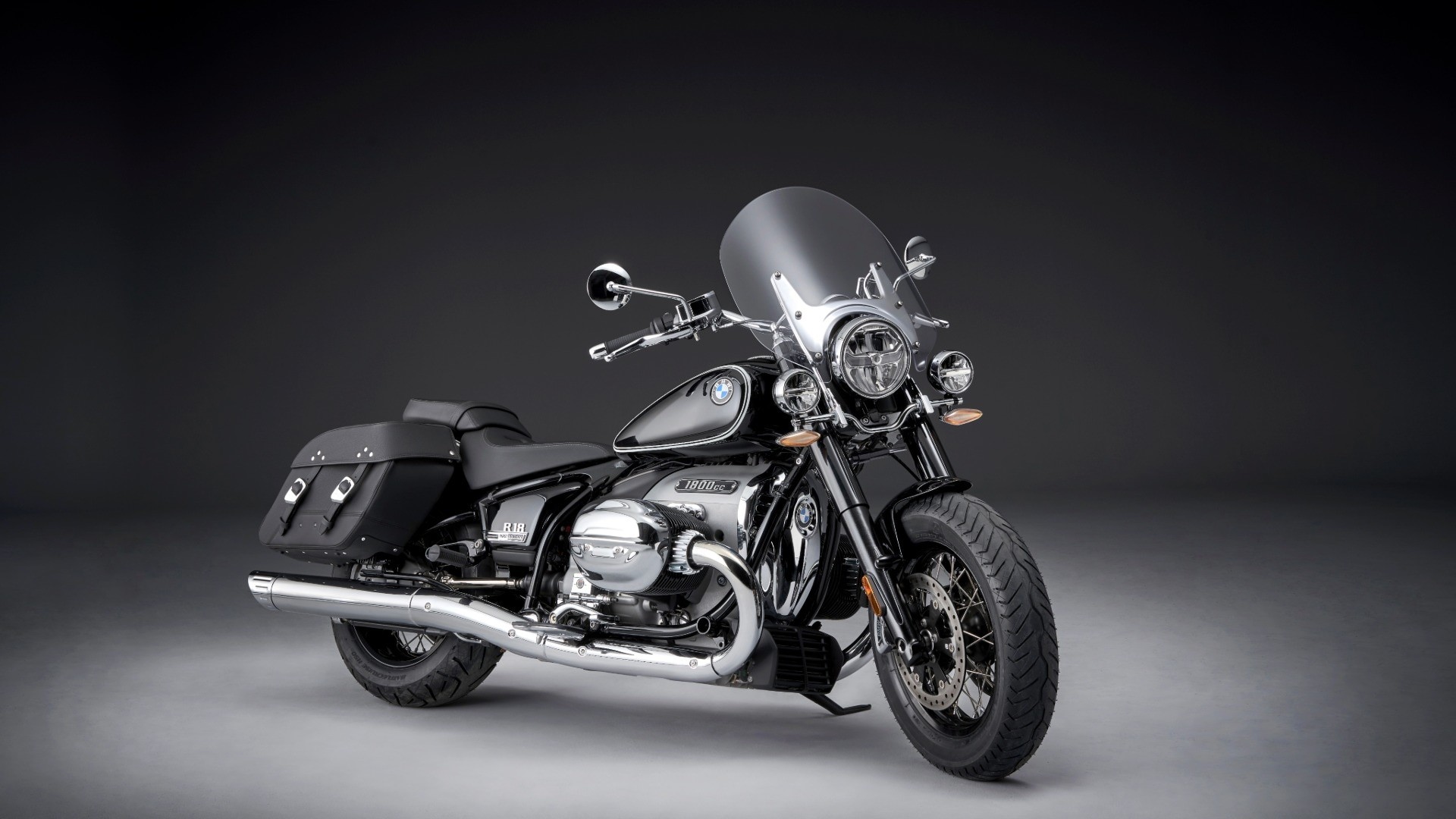 BMW R 18