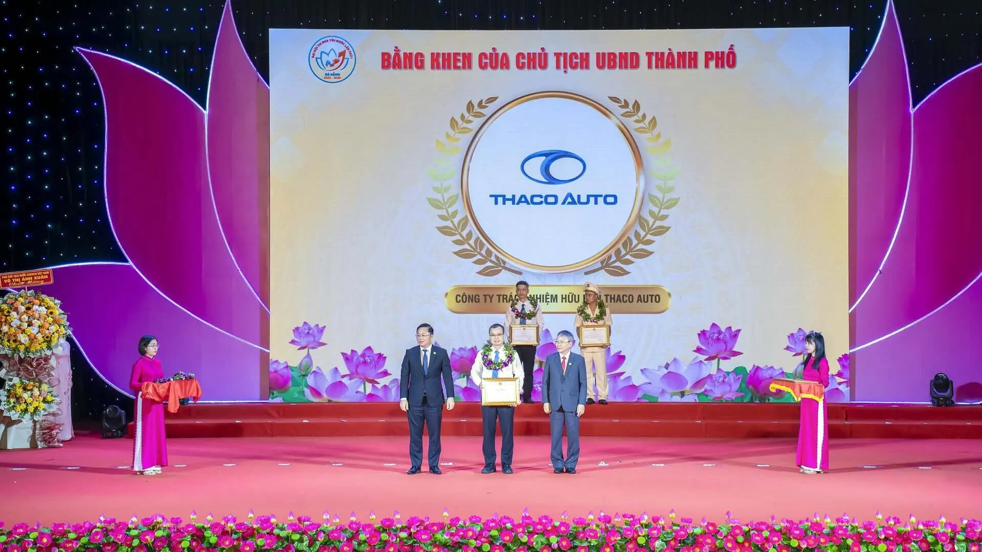 THACO AUTO được vinh danh “Gương điển hình tiên tiến” tại Đại hội Thi đua yêu nước TP. Đà Nẵng lần thứ I