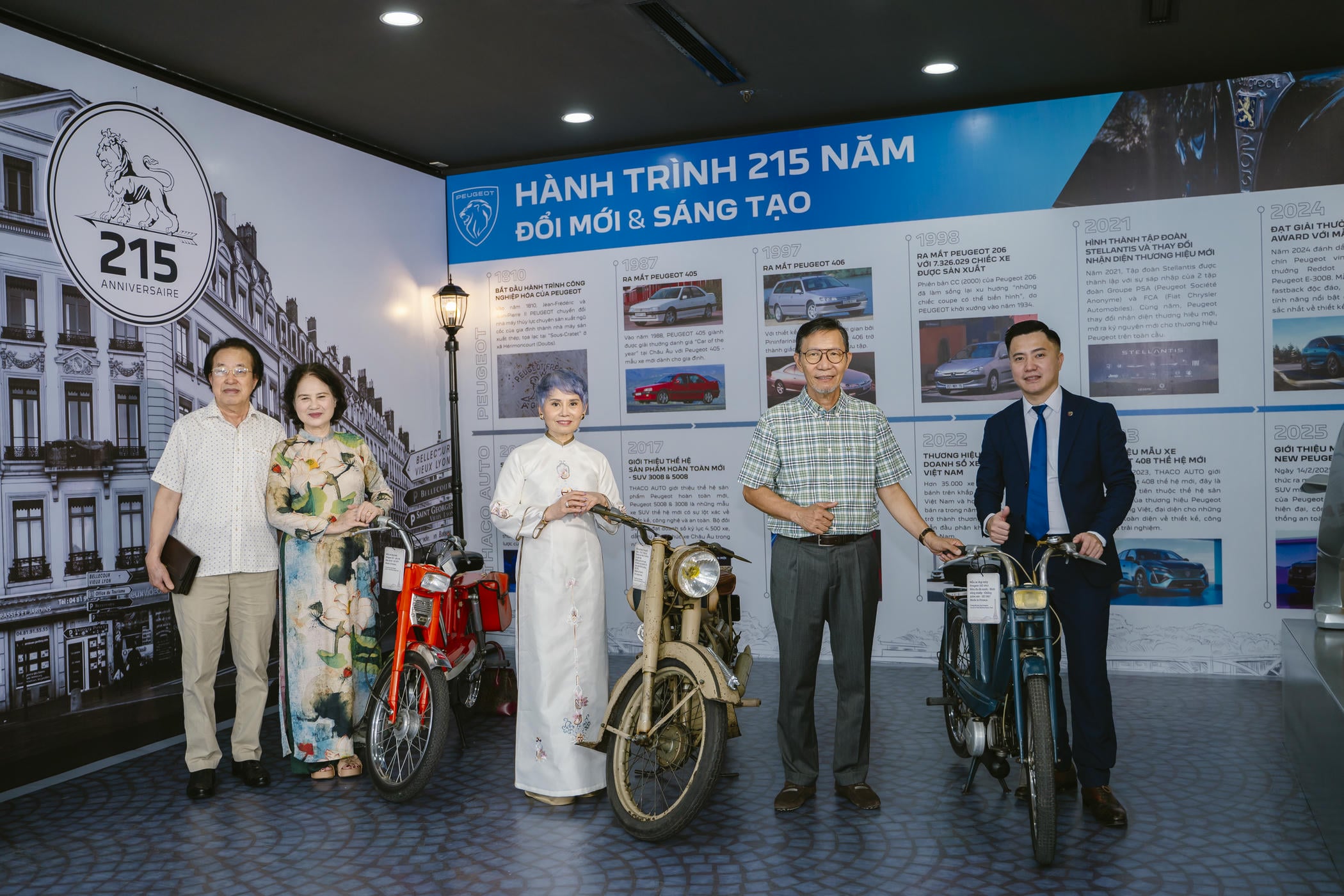 4.1 Khu vực tham quan và check-in tại sự kiện được bày trí ấn tượng