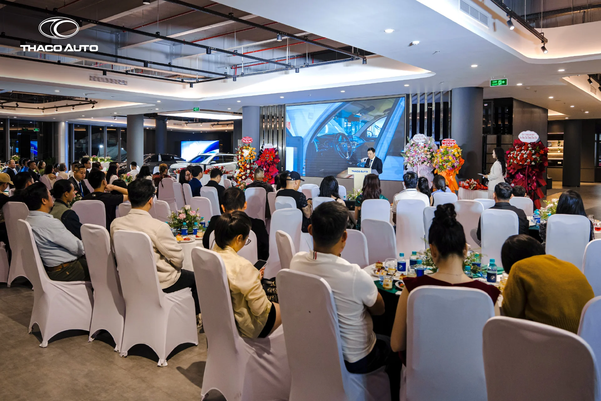 THACO AUTO-ra-mat-SR-Hue-04.webp