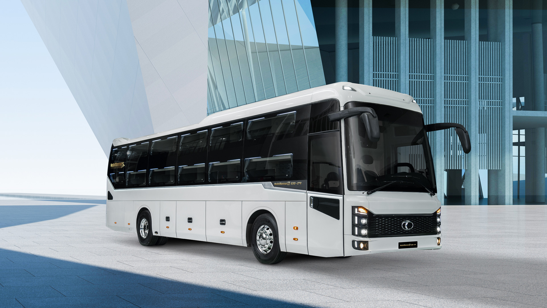 Thaco Bus