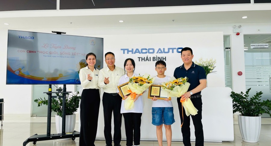 THACO TUYÊN DƯƠNG CON CBNV “HỌC GIỎI - SỐNG TỐT” NĂM 2024 TẠI THACO AUTO THÁI BÌNH