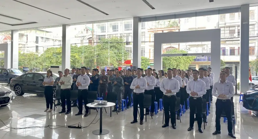 LỄ CHÀO CỜ THÁNG 7: THACO AUTO THÁI NGUYÊN