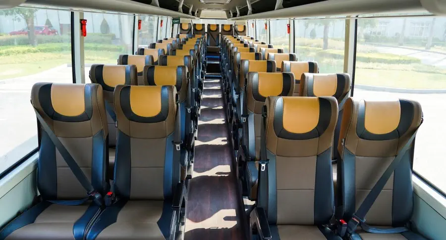 THACO AUTO XUẤT KHẨU XE BUS CAO CẤP MERCEDES-BENZ RS 1936 SANG THỊ TRƯỜNG THÁI LAN