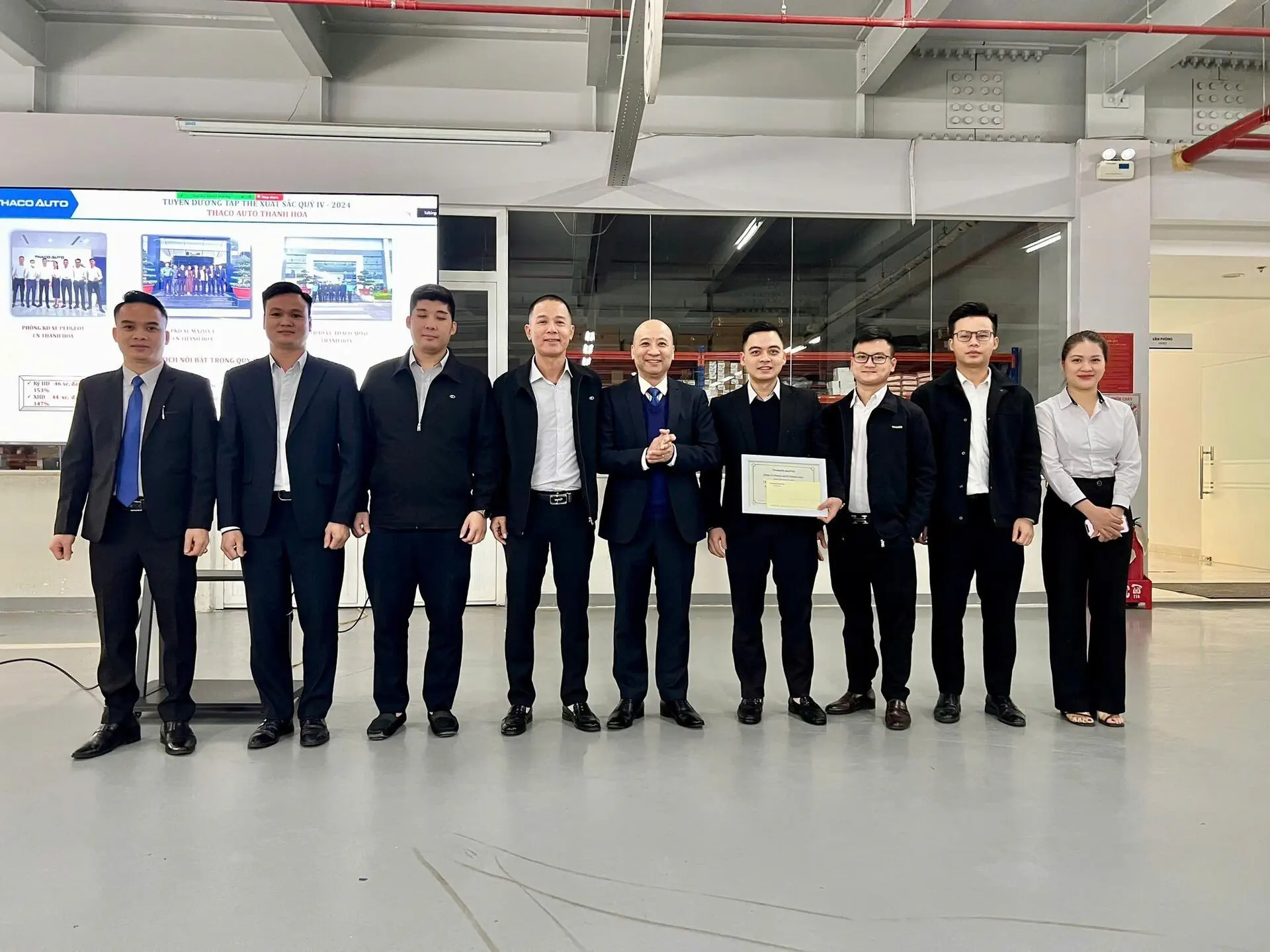 VINH DANH PHÒNG KINH DOANH MAZDA 1 – TỎA SÁNG NHỮNG NGÔI SAO XUẤT SẮC